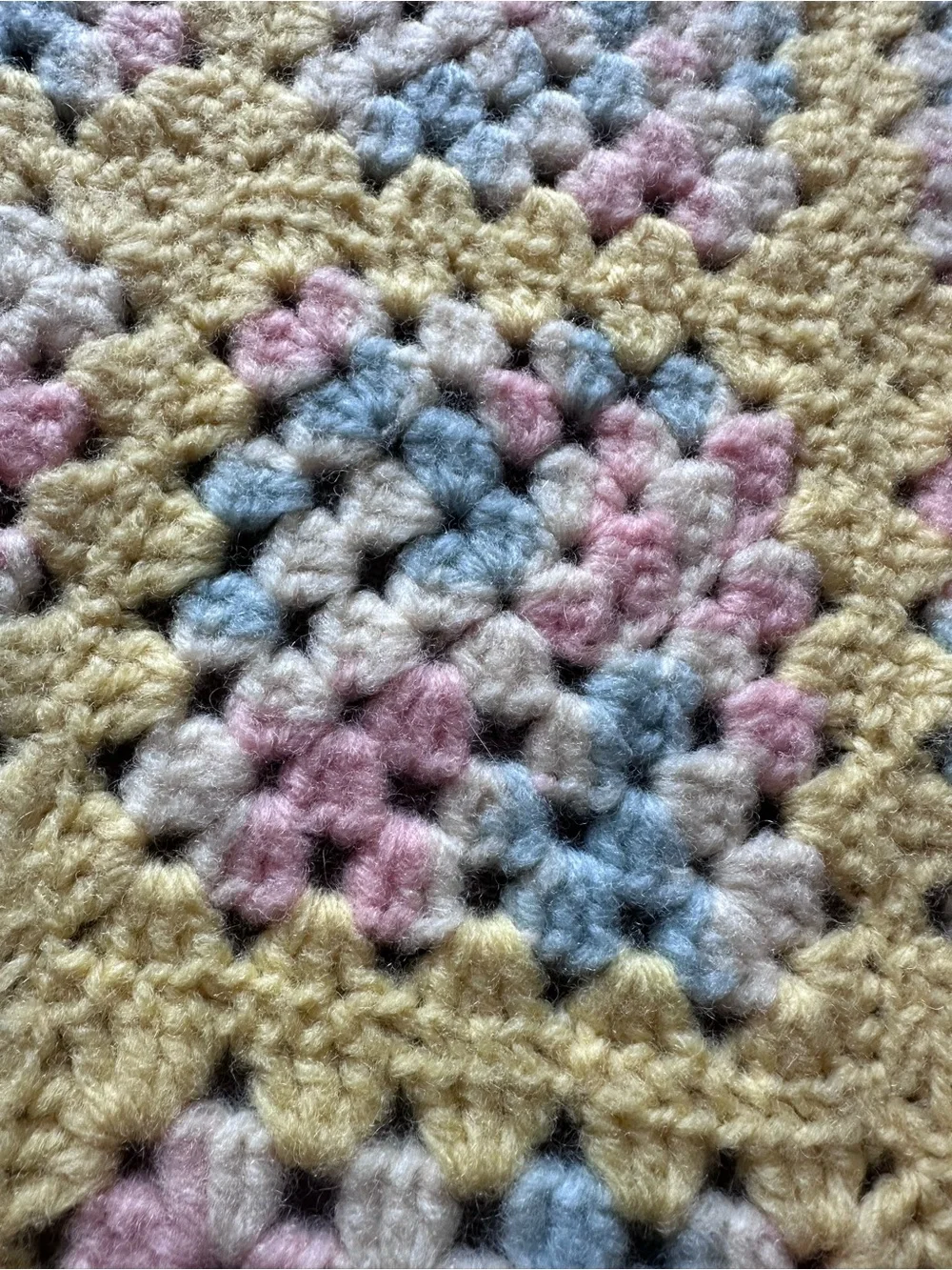 Vintage Handmade Granny Square Crochet Throw Baby Blanket Afghan